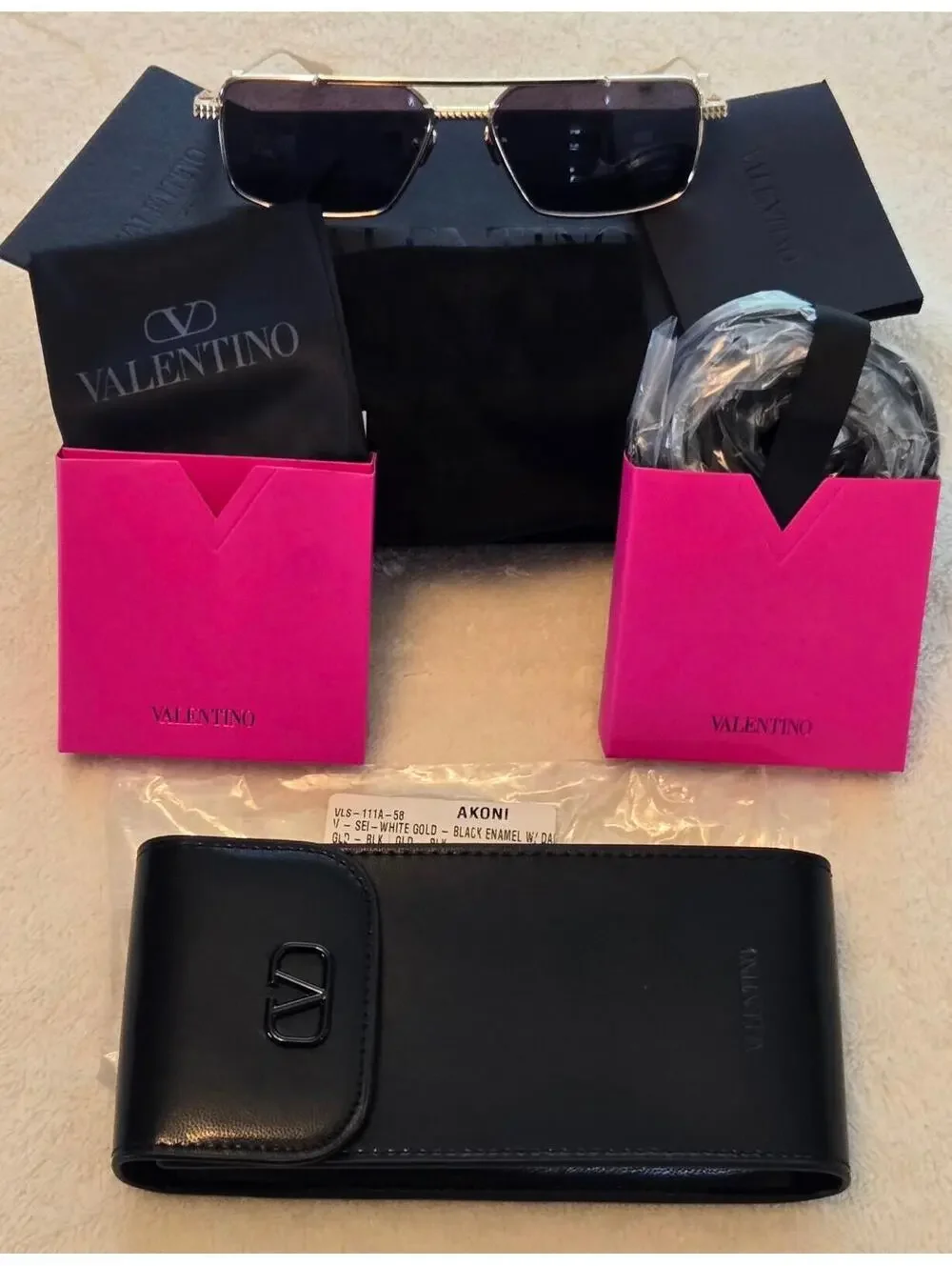Authentic Valentino V-SEI VLS-111A Gold Titanium Luxury Aviator Sunglasses Japan